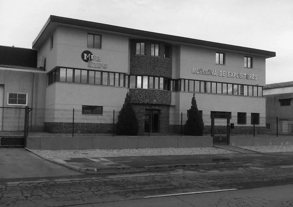 Fachada principal de las instalaciones de Murciana de Expositores